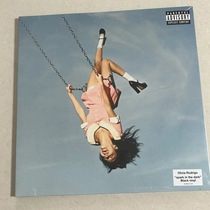 [BUNJANG] Olivia Rodrigo Signed Vinyl LP / 올리비아 로드리고 사인 lp