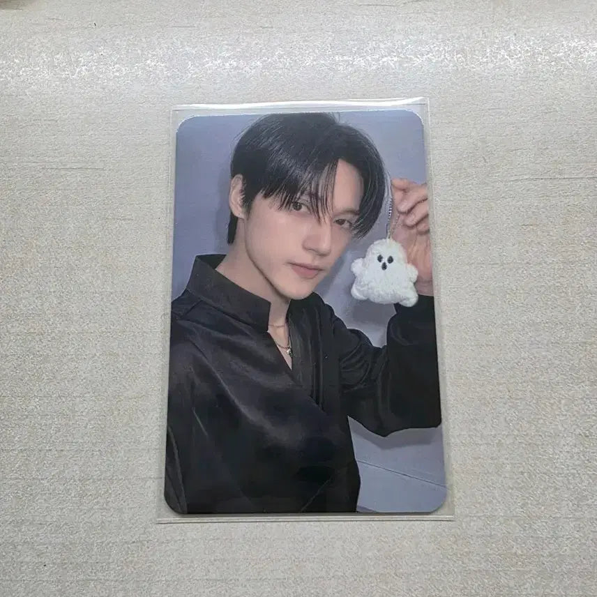 [BUNJANG] ATEEZ ATINY ZONE Lucky Draw Photocard Wooyoung / 에이티즈 팬미팅 고스티즈 에이티니존 기프트 포카 ateez atinyzone 우영