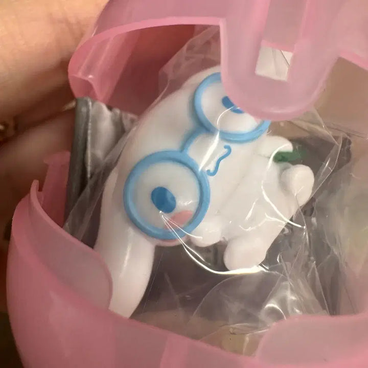 [BUNJANG] Sanrio Meganeko-chan Cinnamoroll Cozy Glasses Figure (Sealed) / 산리오 안경을써요 메가네코짱 포근포근 안경피규어 시나모롤 미개봉