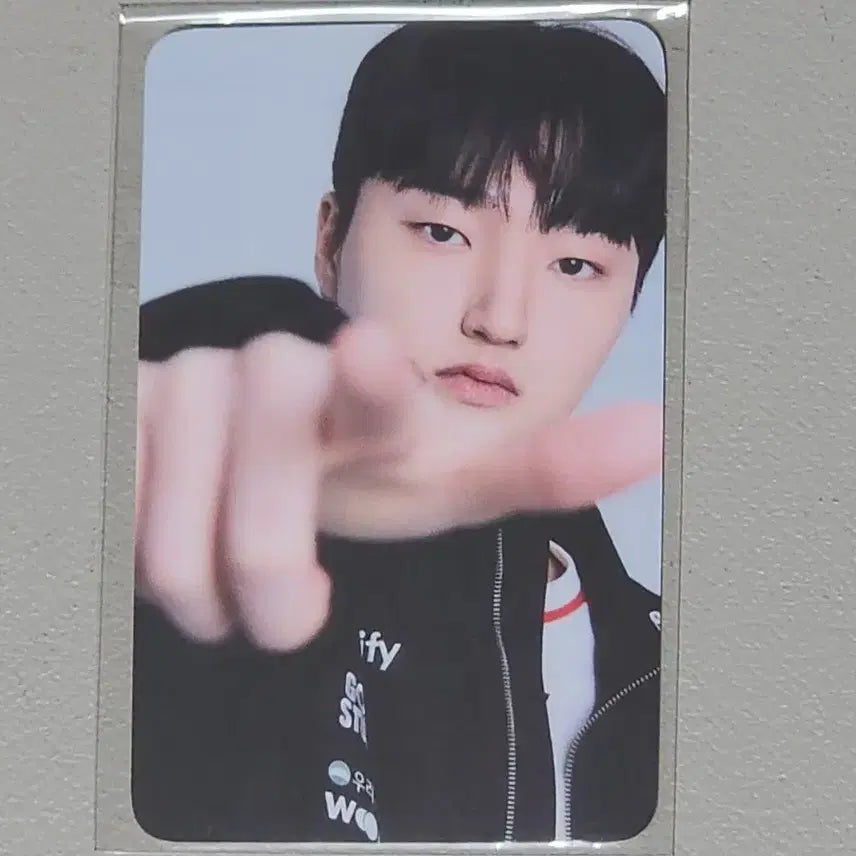 [BUNJANG] T1 T1 Zone Cheer Booth Phase Photocard / T1 티원 티원존 치어부스 페이즈 포카