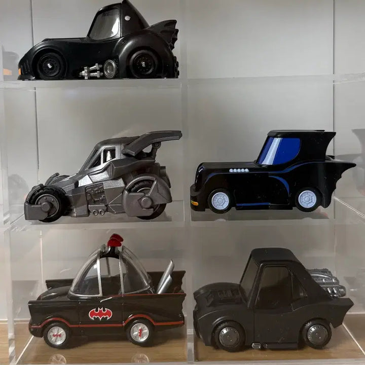 [BUNJANG] Pop Mart Batman &amp; Batmobile Set / 팝마트 배트맨,배트모빌 세트