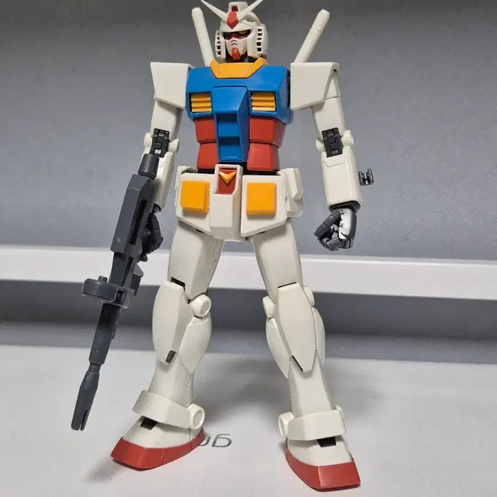 [BUNJANG] MG RX-78-2 Gundam Ver. 2.0 Model Kit / mg 퍼스트 건담 2.0