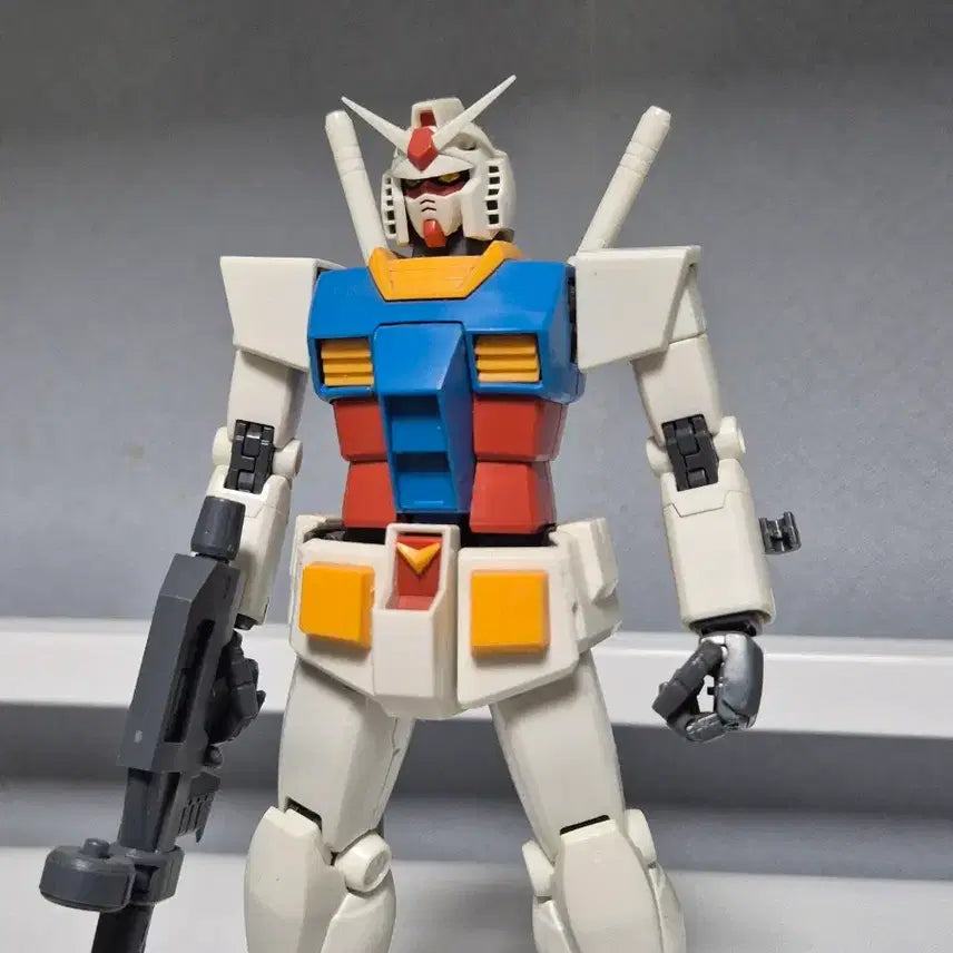 [BUNJANG] MG RX-78-2 Gundam Ver. 2.0 Model Kit / mg 퍼스트 건담 2.0