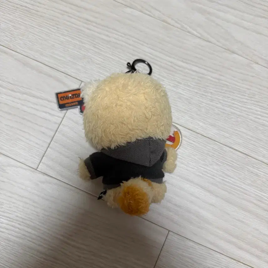 [BUNJANG] EVERGLOW Showter Doll Keychain (Photocard Included) / 에버라이즈 쇼타로 인형키링