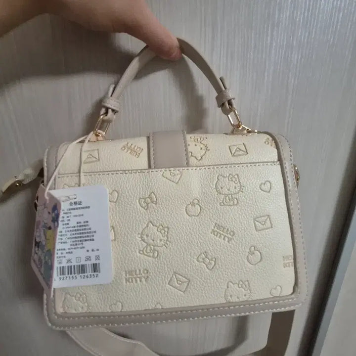 [BUNJANG] Sanrio Hello Kitty Official Licensed Crossbody Shoulder Bag / [새상품] 산리오 헬로키티 공식 라이선스 크로스백 숄더백 태그O 더스트백O