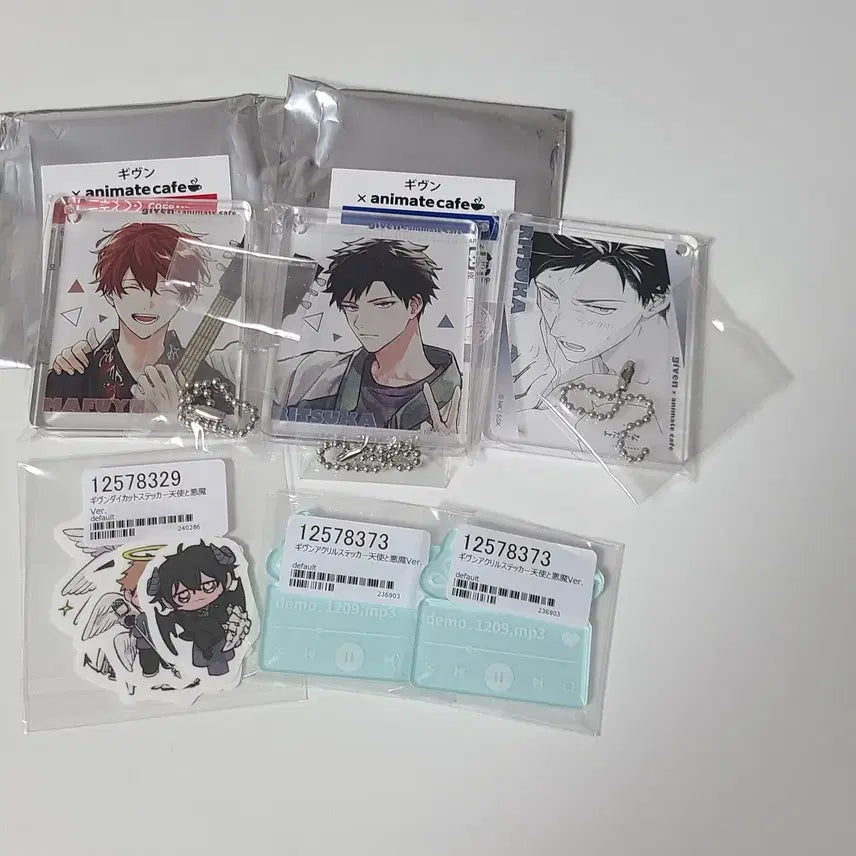 [BUNJANG] Given Animate Cafe Corotto Acrylic Stand (Sealed) / 기븐 애니메이트 카페 코롯토 미개봉 아크릴