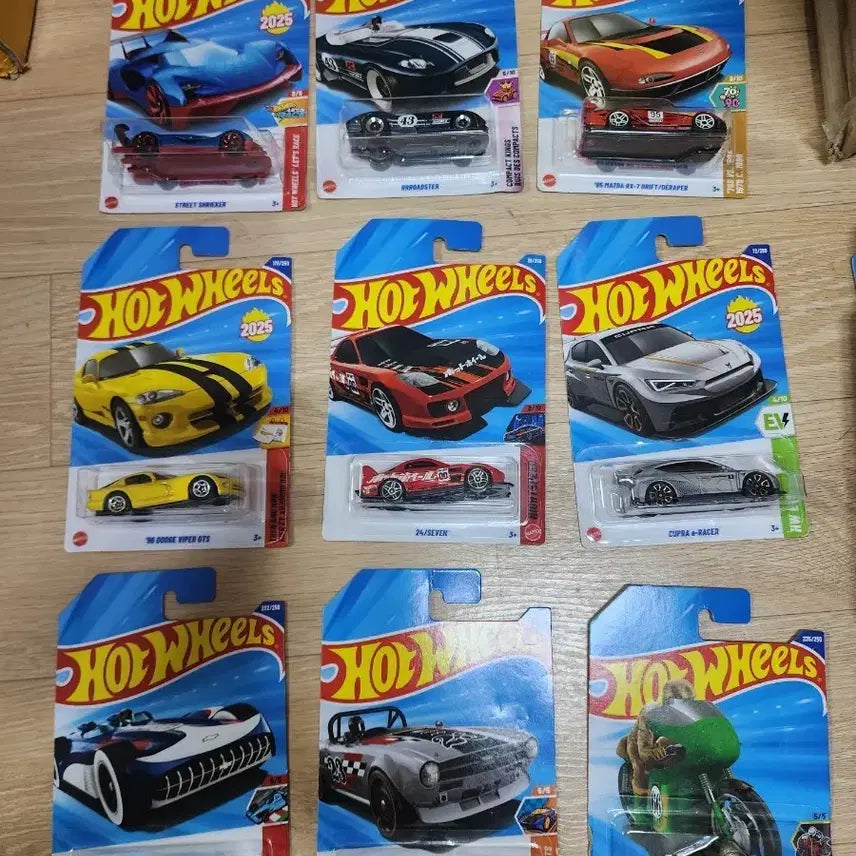 [BUNJANG] Hot Wheels 72-Piece Assorted Car Set / 핫휠 자동차 72종 1box세트