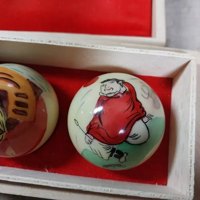 [BUNJANG] 1990s Unused Japanese Health &amp; Wellness Hand Exercise Ball Set with Wooden Case / 1990 미사용 일본 건강개운 건강구슬 세트