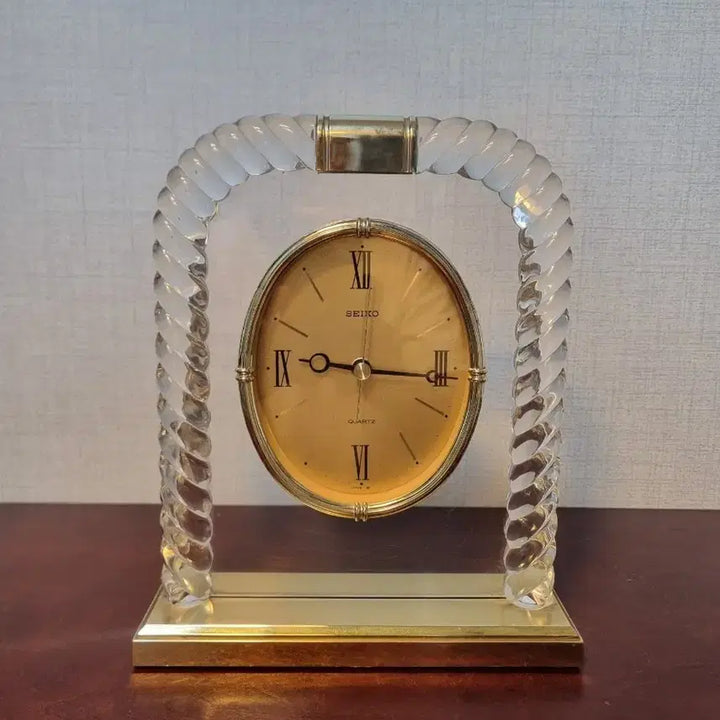 [BUNJANG] 1980s Seiko Crystal Arch Frame Quartz Desk Clock / 1980년대 세이코(SEIKO) 크리스털 아치 프레임 쿼츠 탁상시계