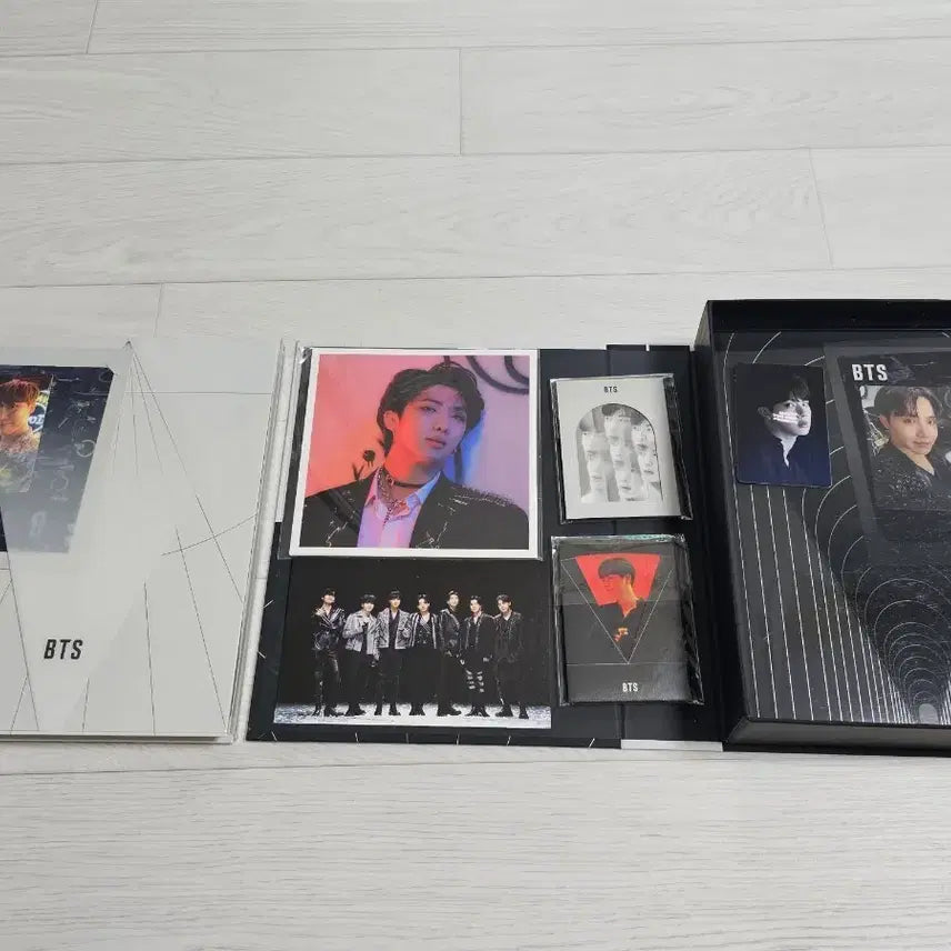 [BUNJANG] BTS MAP OF THE SOUL Concept Photobook Set First Press with Photocard / BTS 방탄 맵오브더소울 CONCEPT PHOTOBOOK SET 초회판 포카포함 풀구성