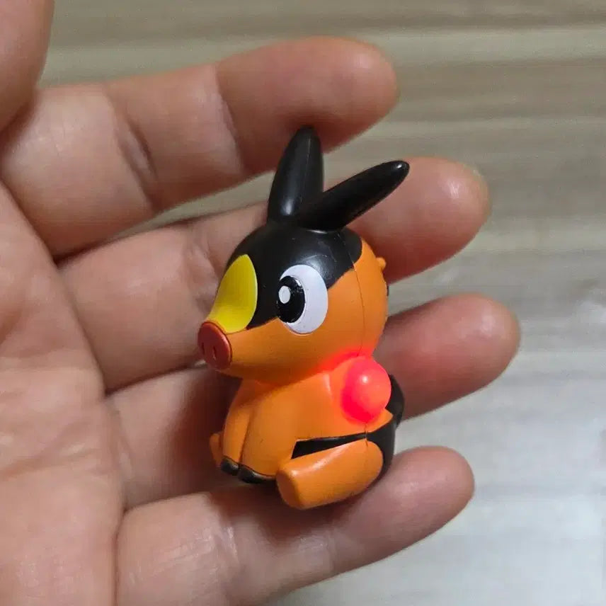 [BUNJANG] Pokemon Lamp Gacha (Tukuri) / 포켓몬 램프 가챠(뚜꾸리)