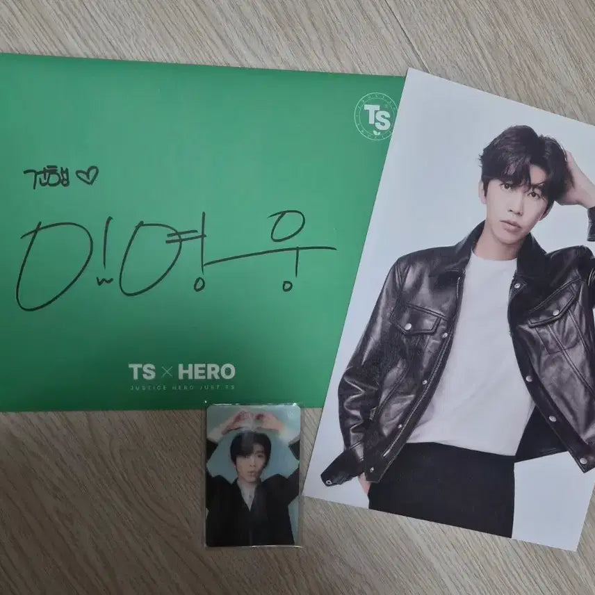 [BUNJANG] Lim Young-woong Goods Poster + Photocard + Signed Envelope Set / 티에스 임영웅 굿즈 포스터+포토카드+싸인봉투