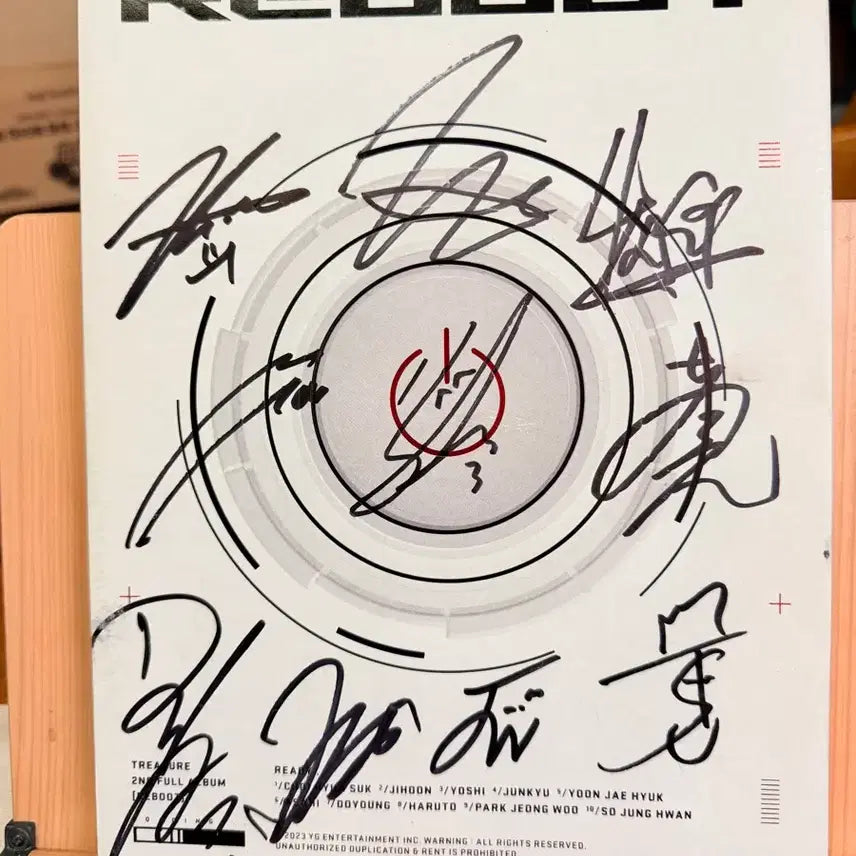 [BUNJANG] TREASURE REBOOT 2nd Album Signed Album Photocard &amp; Goods / 트레저 싸인앨범,포카외 굿즈(TREASURE)정규 2집 앨범인 [REBOOT].2023