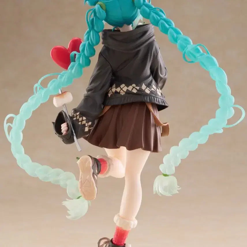 [BUNJANG] Hatsune Miku Fashion Outdoor Figure / 하츠네 미쿠 패션 아웃도어 피규어