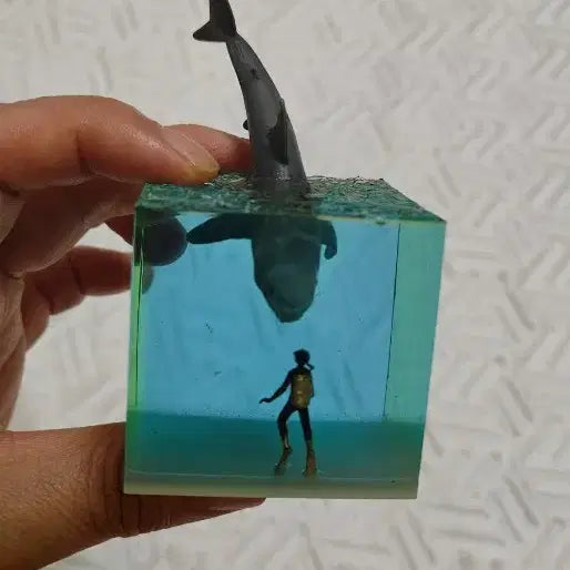 [BUNJANG] Cannibal Shark Diorama Figure / 식인상어 디오라마