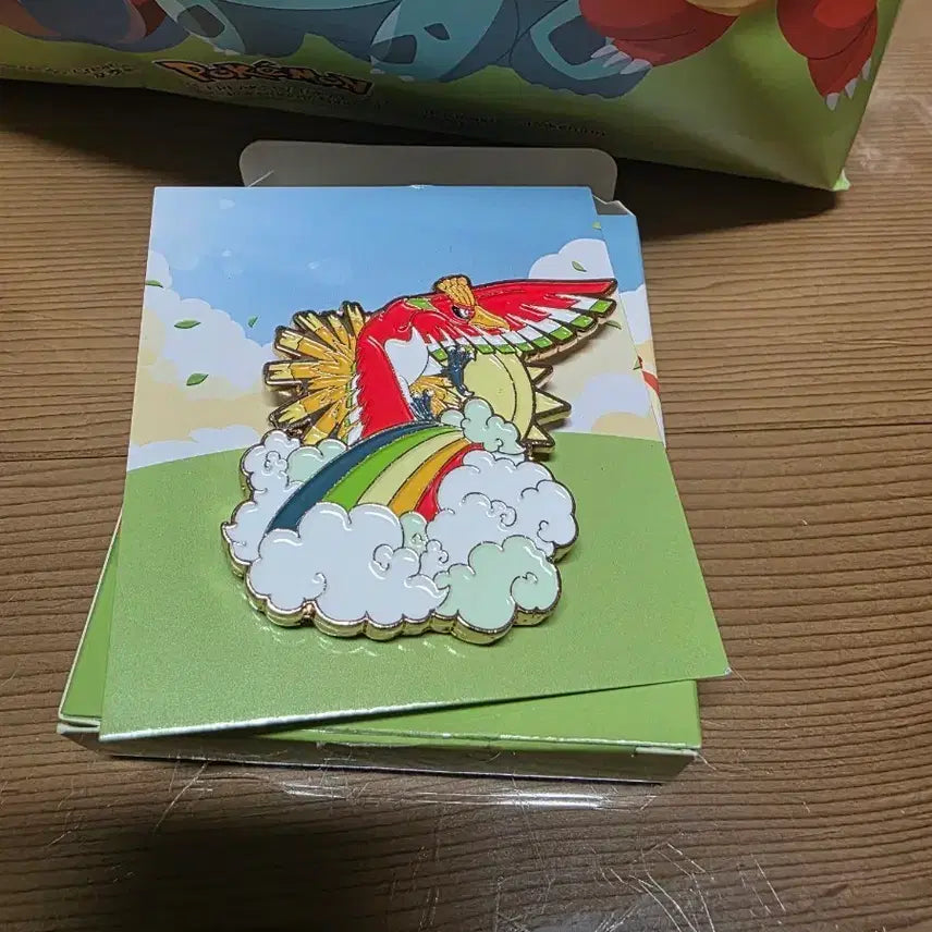 [BUNJANG] Pokemon Isak Toast Collaboration Ho-Oh Badge / 포켓몬 이삭토스트 콜라보 칠색조 뱃지