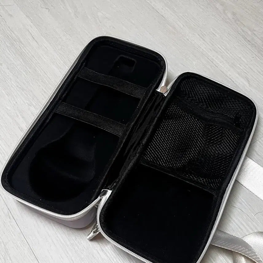 [BUNJANG] IVE Lightstick Case / 아이크 케이스
