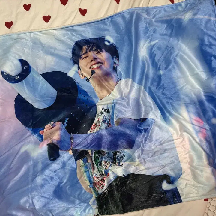 [BUNJANG] Monsta X Kihyun Blanket / 몬스타엑스 기현 담요