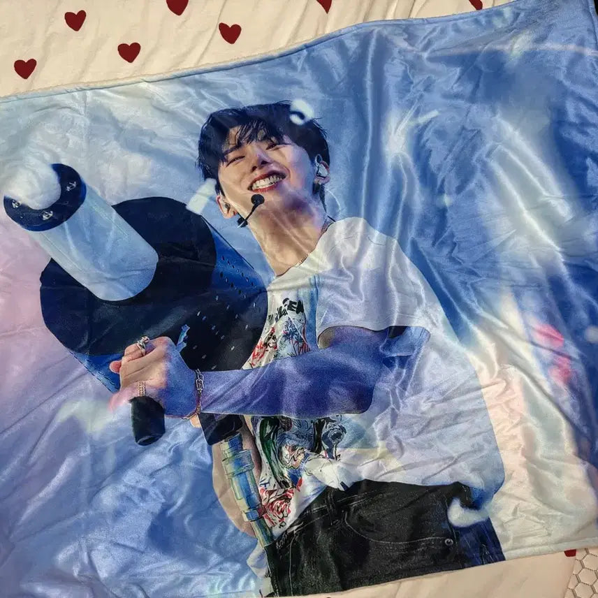 [BUNJANG] Monsta X Kihyun Blanket / 몬스타엑스 기현 담요