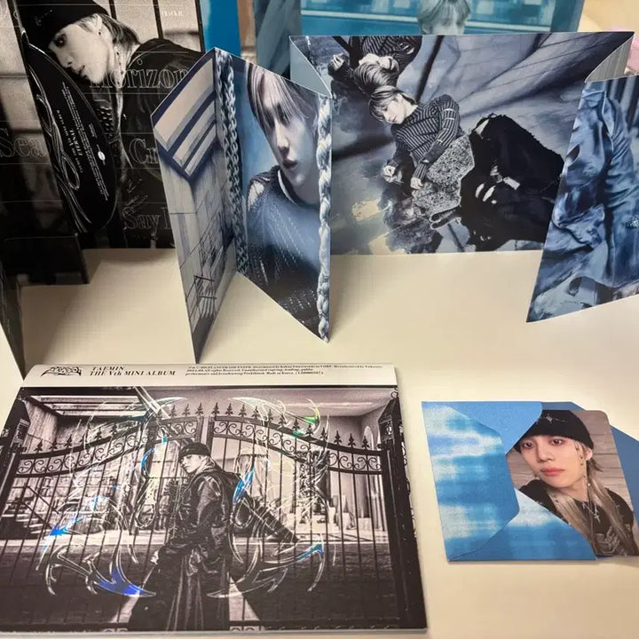 [BUNJANG] Taemin Eternal Album Box Photocard Full Set / 태민 이터널 앨범 박스 (포카포함 풀구성)