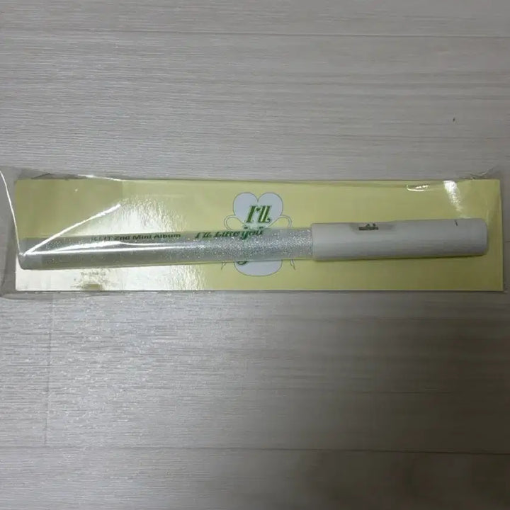 [BUNJANG] ILLIT Official Lightstick / 아일릿 임시 응원봉