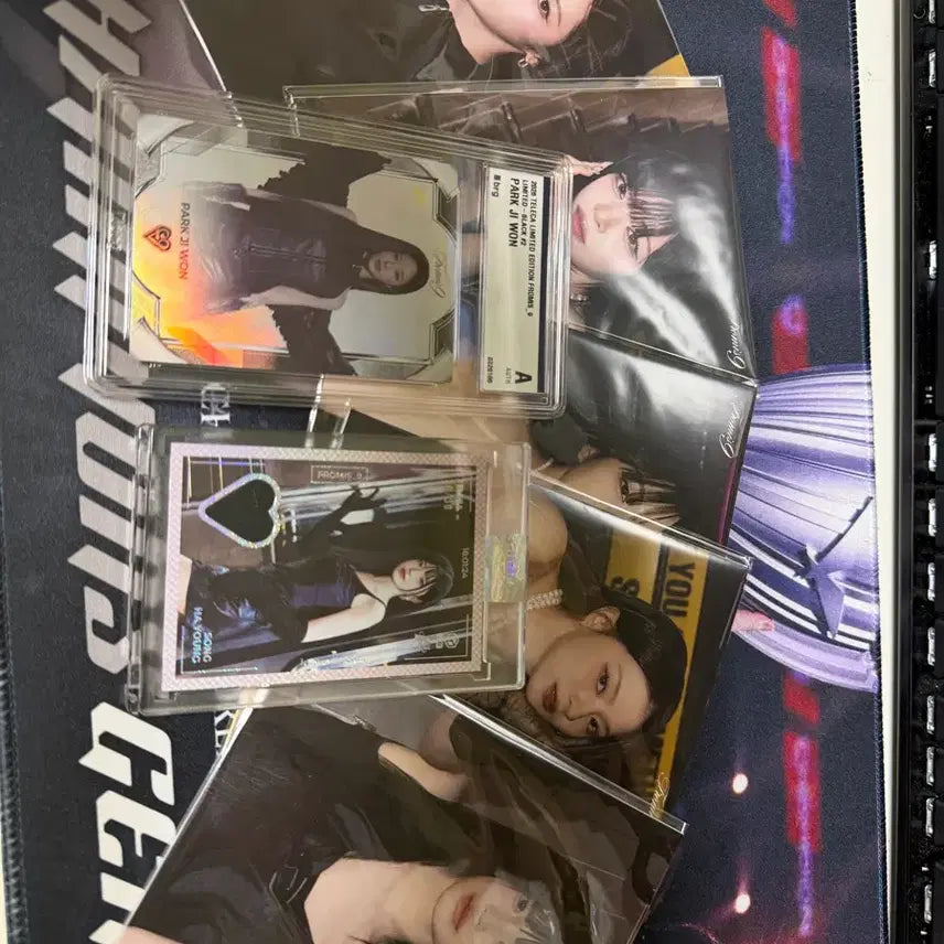 [BUNJANG] Fromis 9 Limited Edition Photocard / 프로미스나인 리미티드 에디션에서 뜬거 판매합니다.
