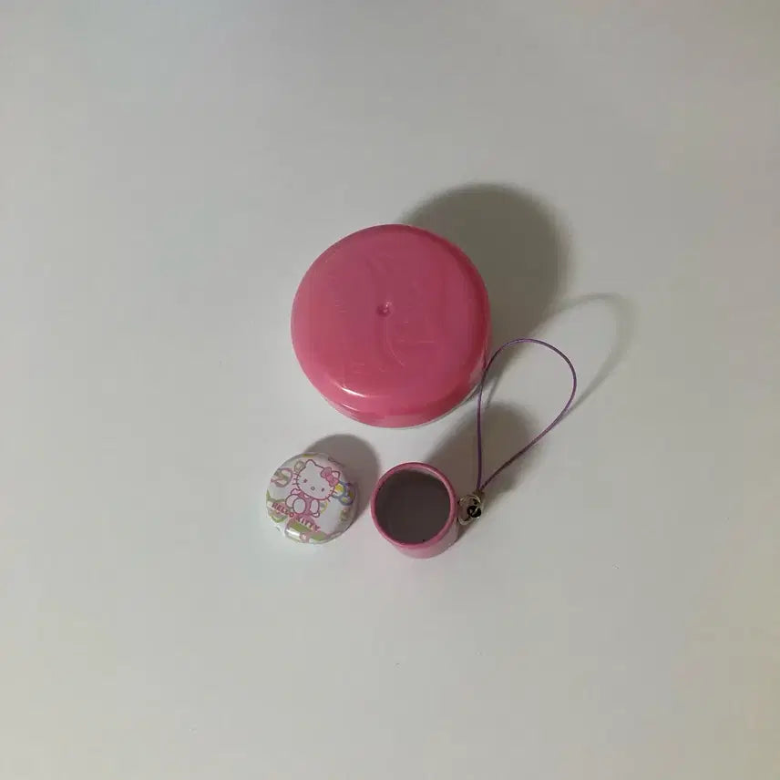 [BUNJANG] Hello Kitty Mini Bean Gacha Charm Keychain Tin Case / 헬로키티 틴케이스 키링 참 키홀더 초미니 콩가챠 빈티지 고전 산리오