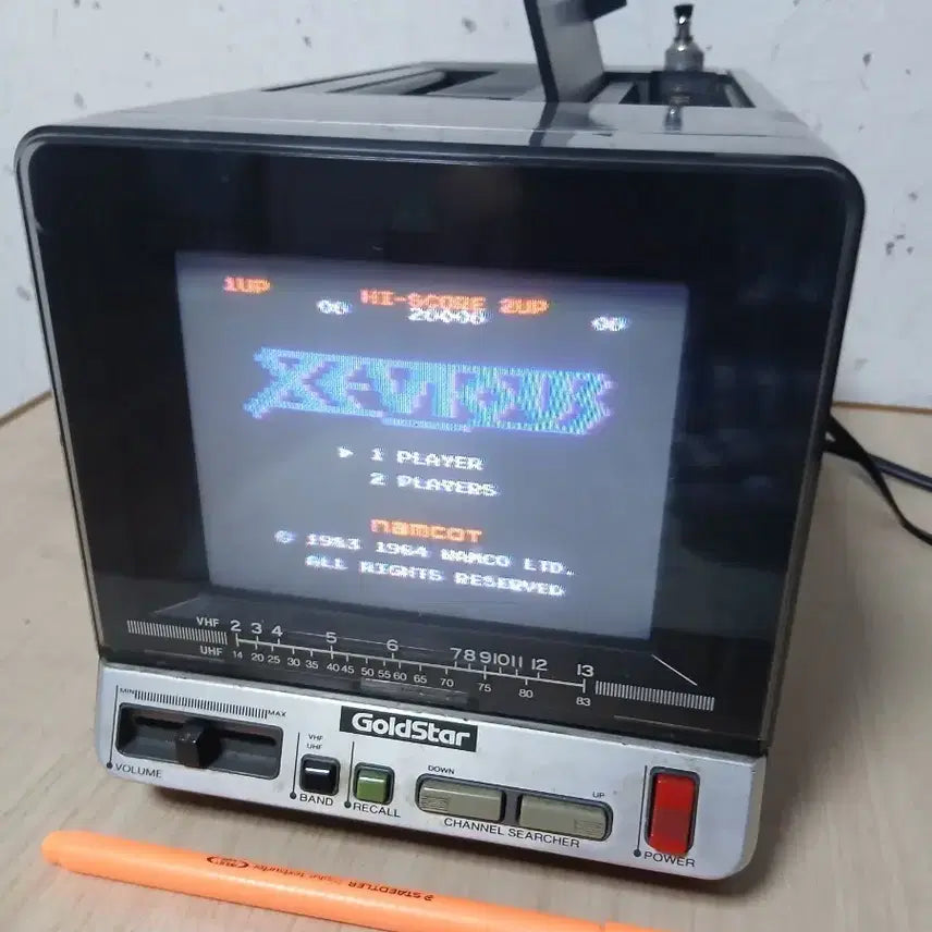 [BUNJANG] Goldstar 5-inch TV &amp; Game Console Set CN-0611 / 금성 골드스타 5 인치 tv &amp; 게임기 풀셋 CN-0611