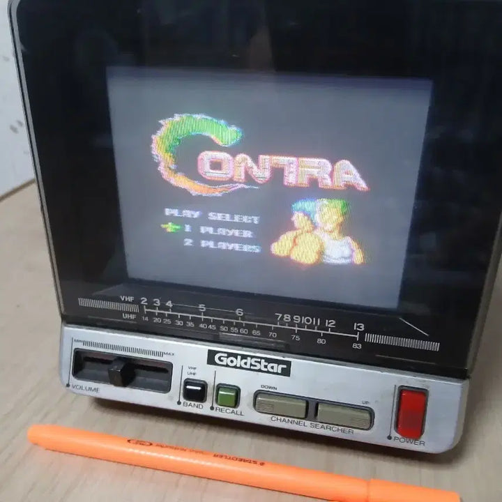 [BUNJANG] Goldstar 5-inch TV &amp; Game Console Set CN-0611 / 금성 골드스타 5 인치 tv &amp; 게임기 풀셋 CN-0611