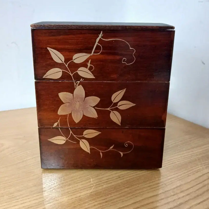 [BUNJANG] Japanese Vintage Lacquered Wood Jewelry Box with Floral Motif / 일본 빈티지 빈티지 꽃문양  나무보관함