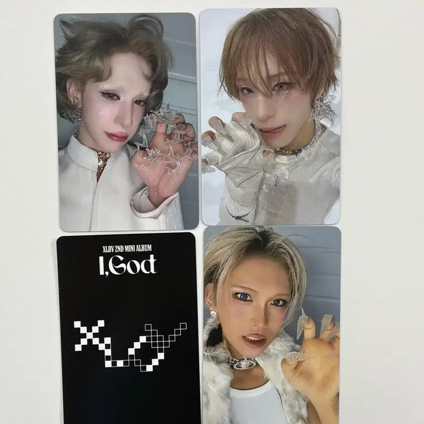 [BUNJANG] XLOV Glitter Case Photocard 4-Piece Bundle Set / (4pcs set) XLOV 엑스러브 글리터 케이스 포카 세트 pobs