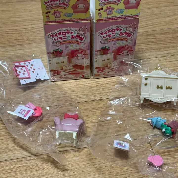 [BUNJANG] My Melody Strawberry Room Re-Ment Bundle Set (2 Pieces) / 마이멜로디와 딸기 방 리멘트 2개일괄