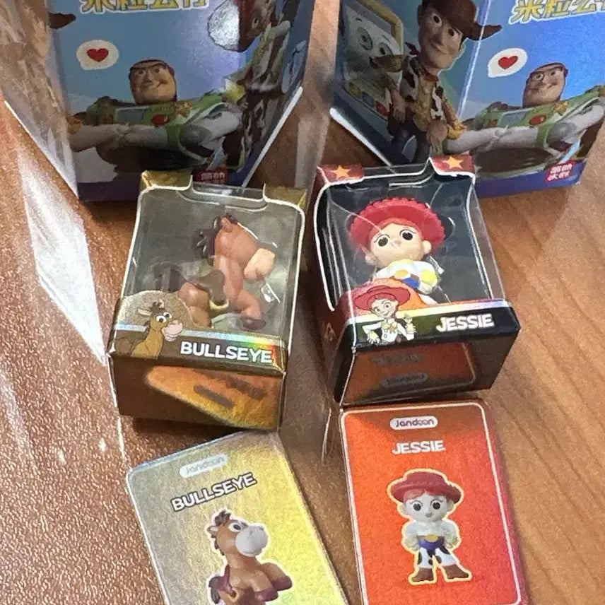 [BUNJANG] Toy Story Rice Ball Figures - Jessie + Bullseye Set / 토이스토리 쌀알 피규어 - 제시+불스아이