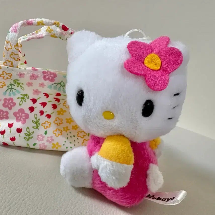 [BUNJANG] Sanrio Classic Kitty Kaohana Mini Keyring Plush Doll / 할인)산리오 고전 키티 카오하나 인형 미니 키링 뽀실 똥키티