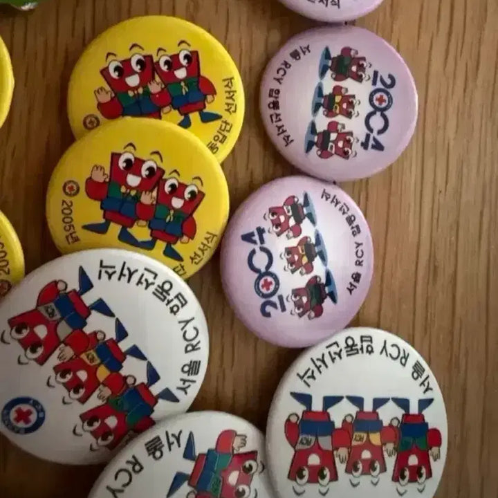 [BUNJANG] RCY Red Cross Badge / Rcy뱃지 대한적십자사뱃지