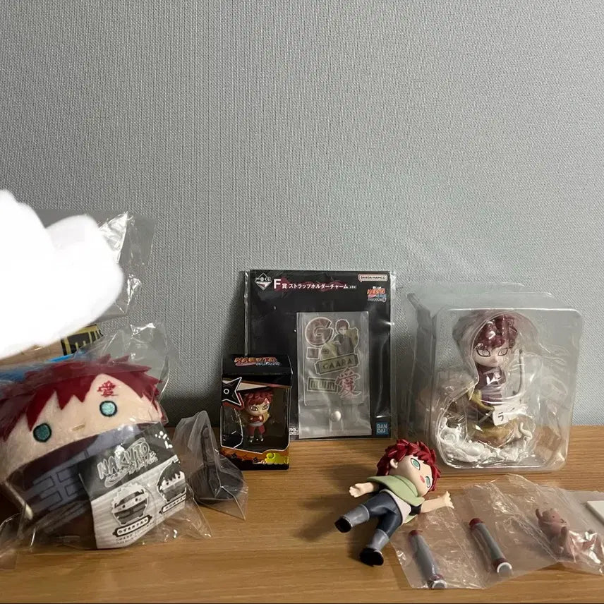 [BUNJANG] Naruto Gaara Figure Goods Bundle Set / 나루토 가아라 인형 피규어 굿즈 세트