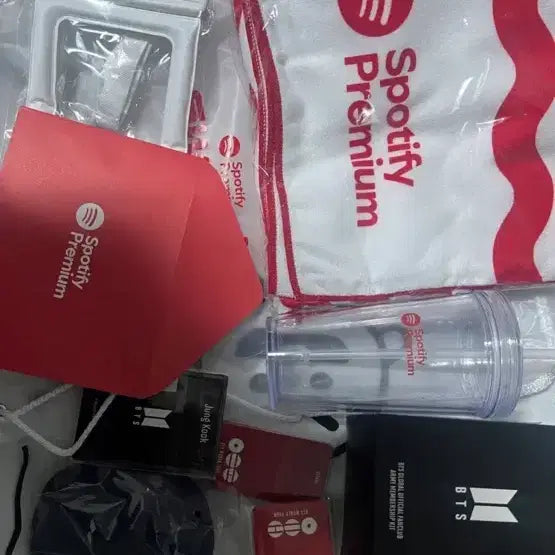 [BUNJANG] BTS Official Goods Bundle Set (Photocards, Membership Kit, Spotify Swimsuit) / 방탄 bts 고양/도쿄/부산 포카+멤버쉽키트+스포티파이 스윔사이드 일괄