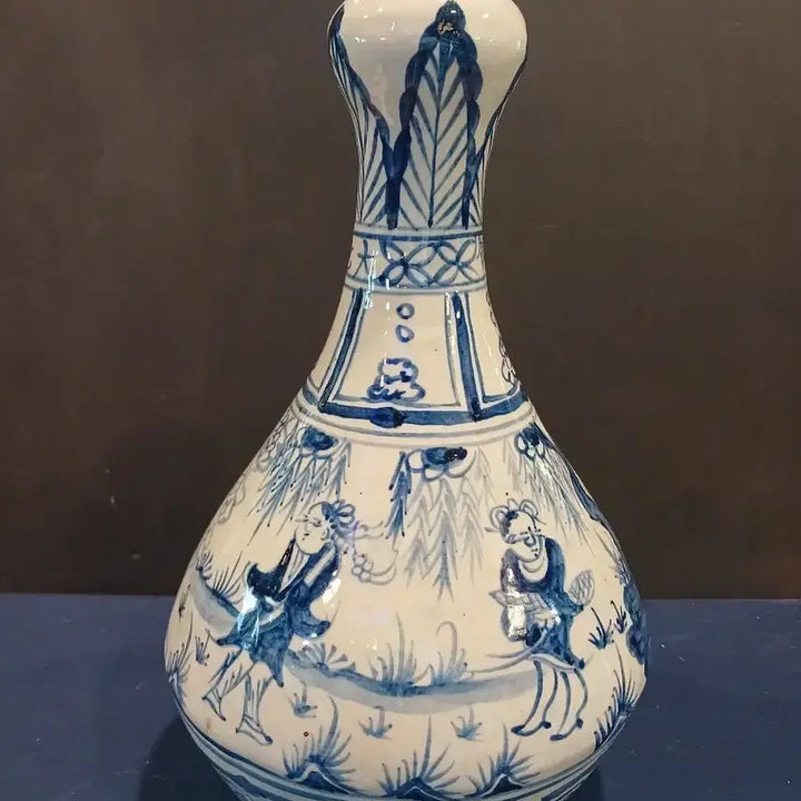 [BUNJANG] Blue and White Porcelain Figural Bottle Vase / 청화백자인물문산두병