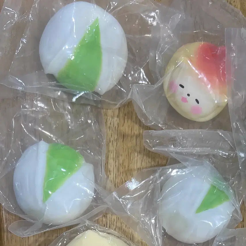 [BUNJANG] Taobao Luca Pistachio Malangi Plush / 타오바오 루카 피스타치오 슬랑이 말랑이