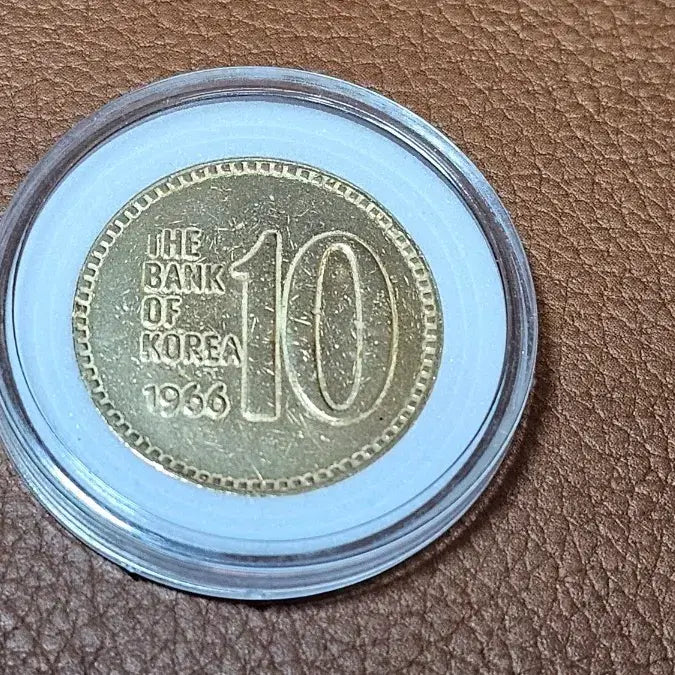 [BUNJANG] 1966 Bank of Korea 10 Won Coin - First Mint / 첫 발행 1966년 한국은행 10원 동전