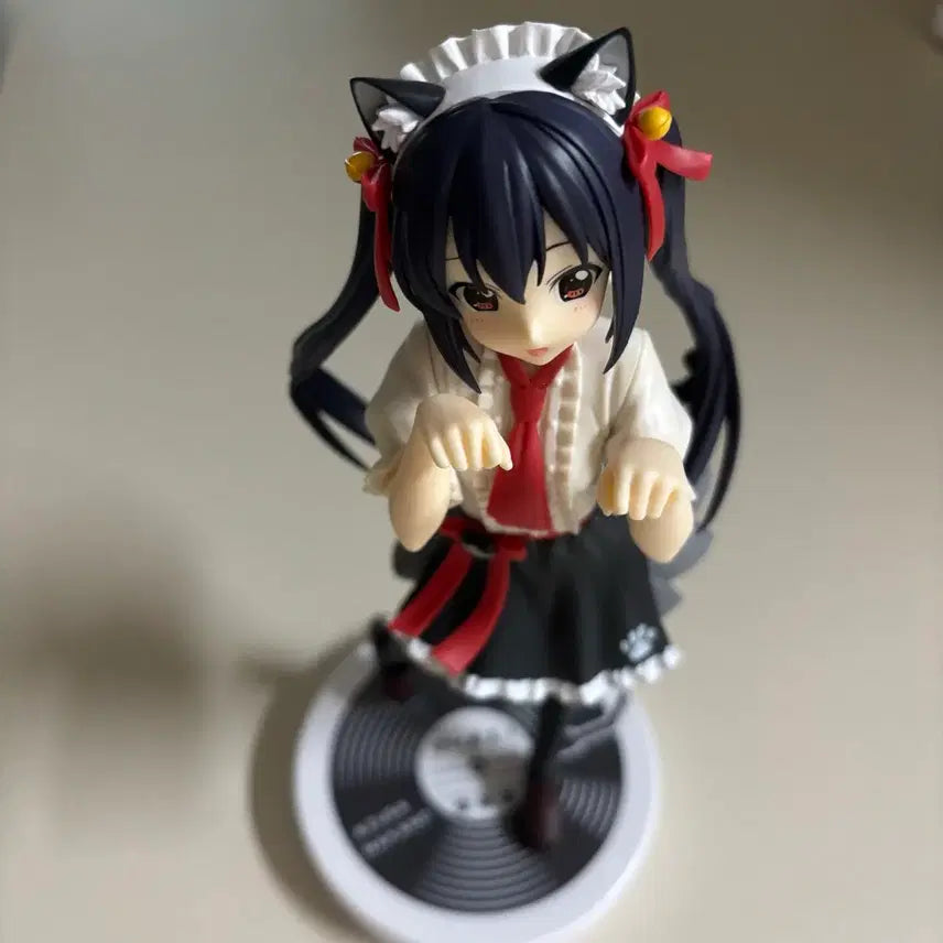 [BUNJANG] K-ON! Azusa Nekocafe Nyan Cafe Figure / 박스x) 케이온 아즈사 네코카페 냥카페 피규어