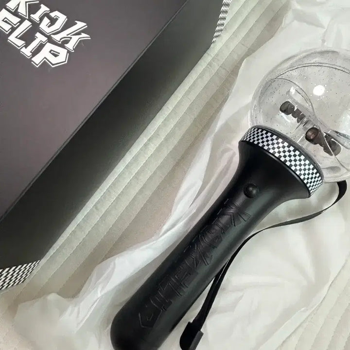 [BUNJANG] Kickflip Lightstick / 킥플립 응원봉 양도