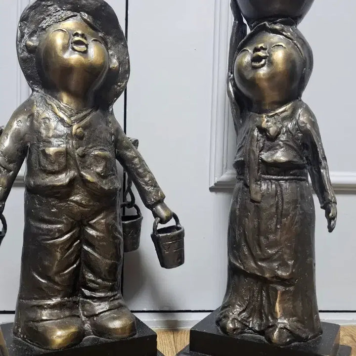 [BUNJANG] Antique Brass Water Bucket Boy and Girl Statues Set / 설선오 진품명품 2점 일괄 30만원