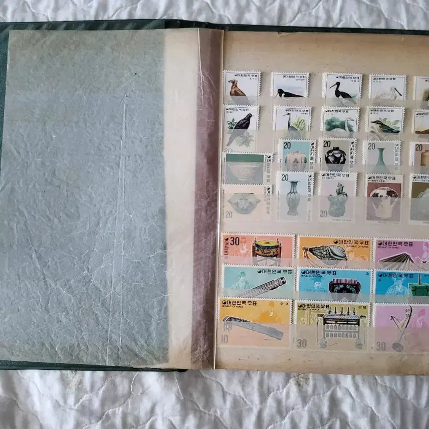 [BUNJANG] Stamp Collection Album / 우표 수집