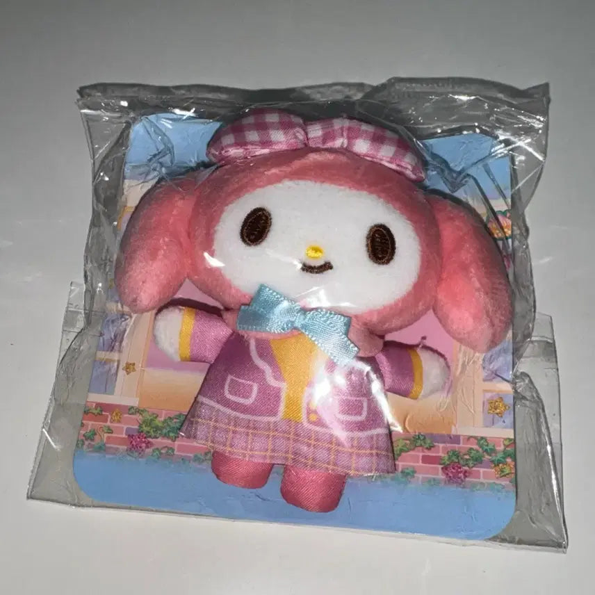[BUNJANG] Sanrio Puroland My Melody Plush Mascot Badge / 산리오 퓨로랜드 마이멜로디 인형 마스코트 뱃지