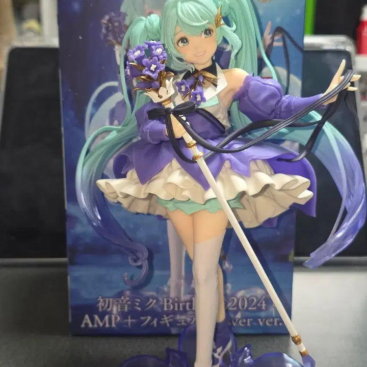 [BUNJANG] Hatsune Miku 2024 Birthday Figure / 하츠네 미쿠 2024 벌스데이 피규어