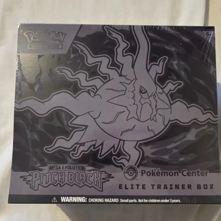 [BUNJANG] Pokemon Center North America Exclusive Pitch Black Form Abyssai Elite Trainer Box (ETB) / 포켓몬센터 북미판 어비스아이 pitch black PC ETB
