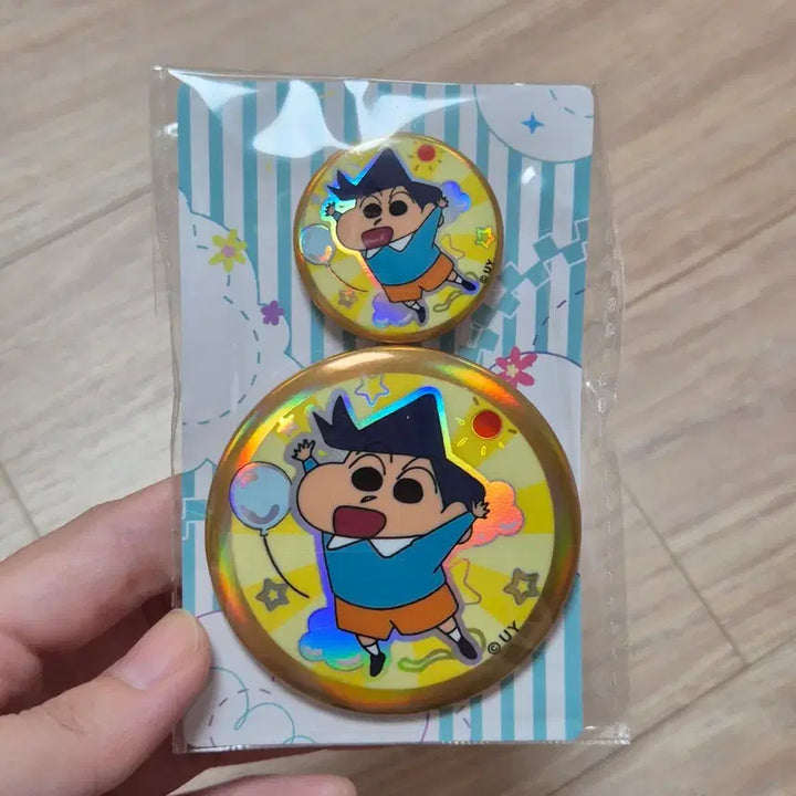 [BUNJANG] Crayon Shin-chan Character Badges Set (2 pcs) / 짱구는못말려 뱃지 2개 세트_철수1