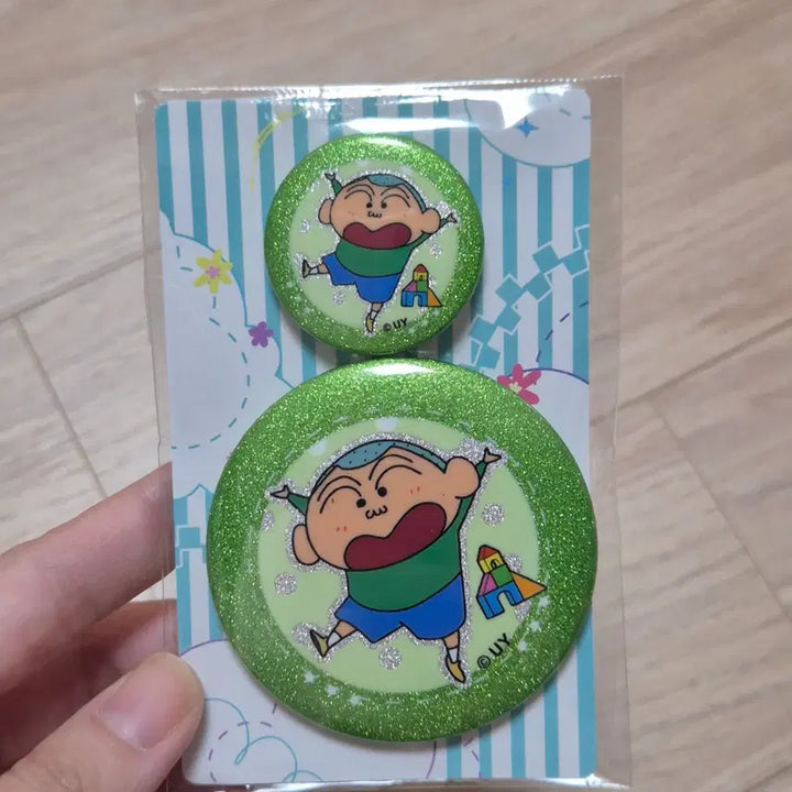 [BUNJANG] Crayon Shin-chan Kazama Kun Badge Set (2 pcs) / 짱구는못말려 뱃지 2개 세트_훈이1