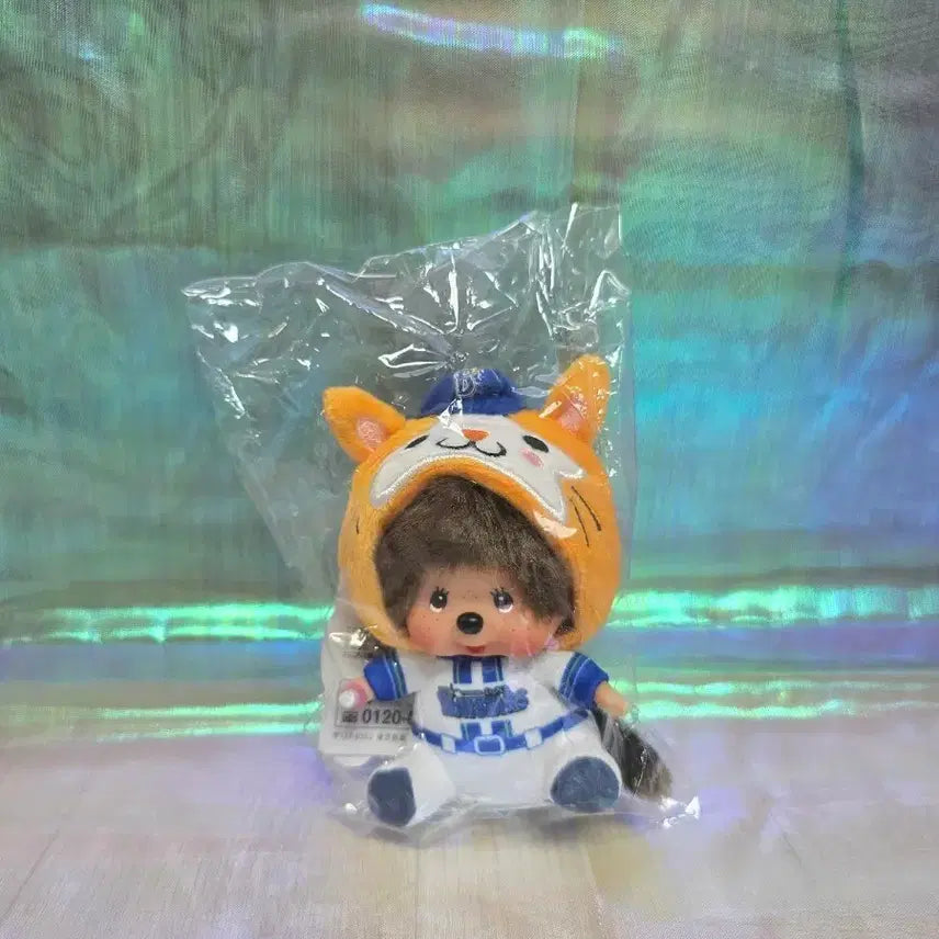 [BUNJANG] Yokohama DeNA BayStars DB.Starman x Monchhichi Mascot Keychain / 요코하마 DeNA 베이 스타즈 DB. 스타맨  몬치치 마스코트 키 체인